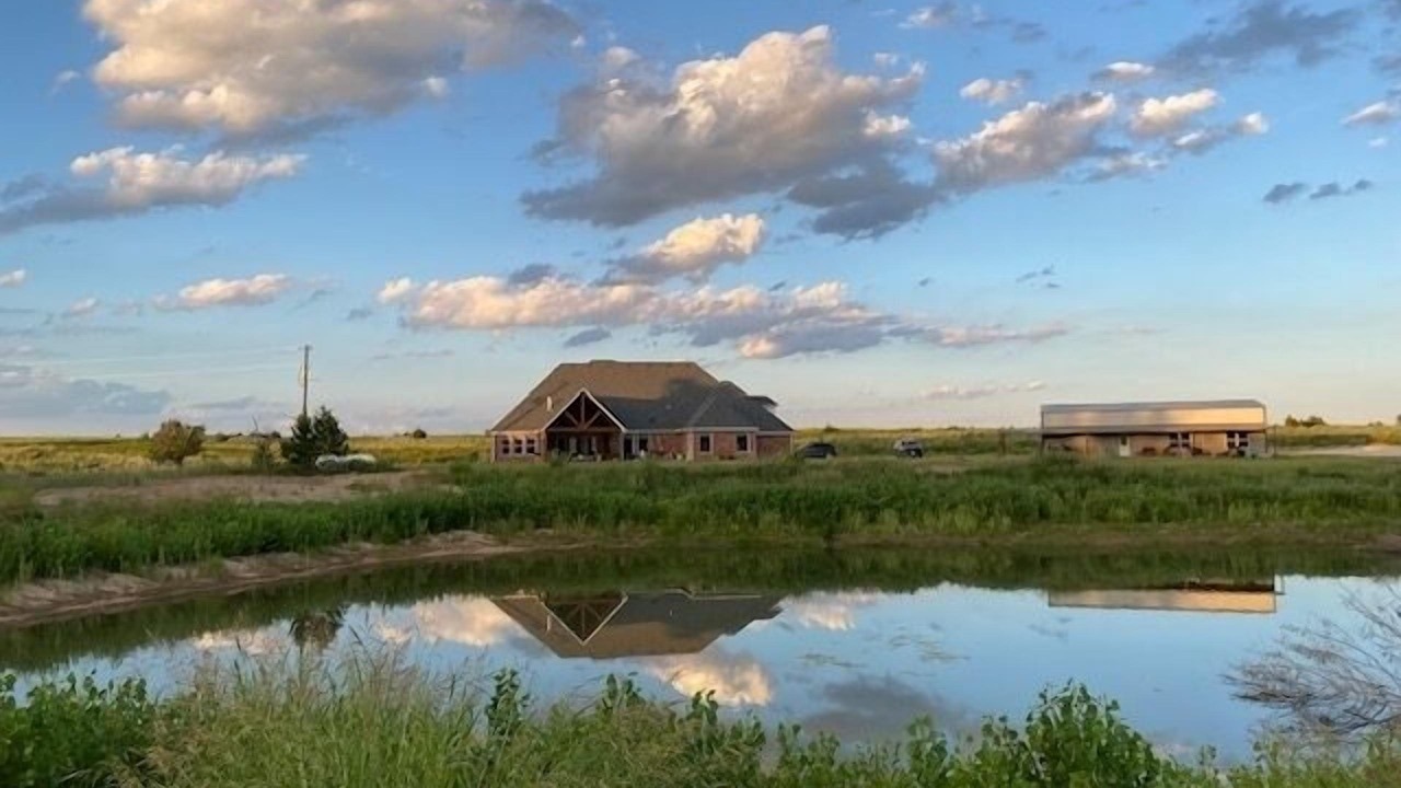 Photo of Outdoor in Gage