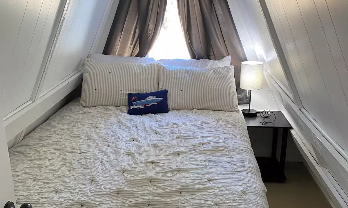 Photo of Bedroom in Lampe