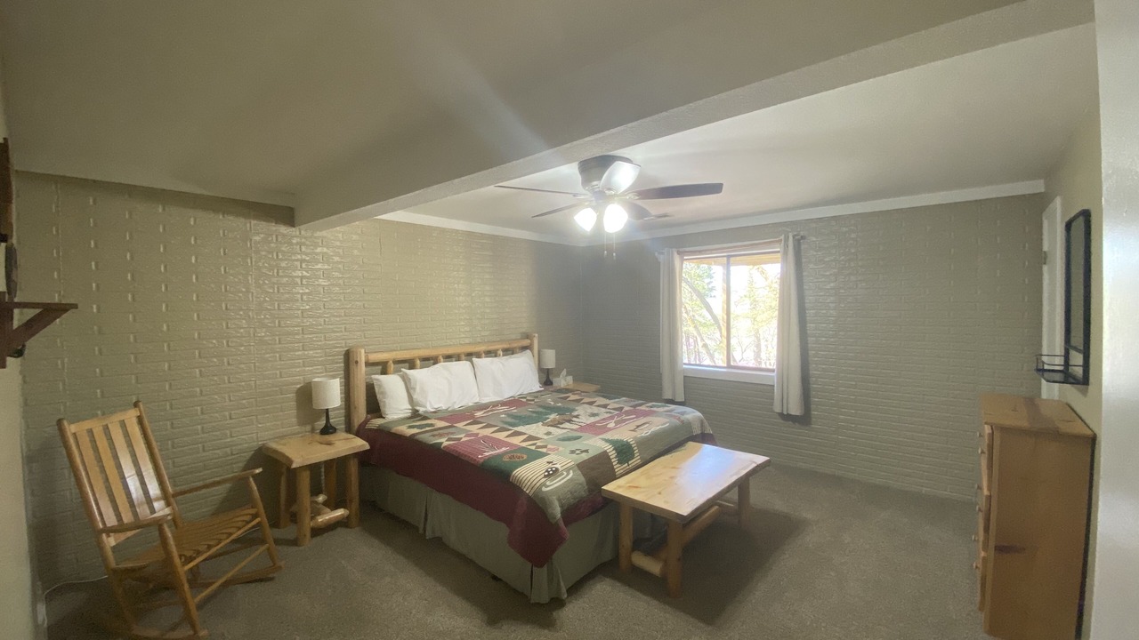 Photo of Bedroom in Shell Knob