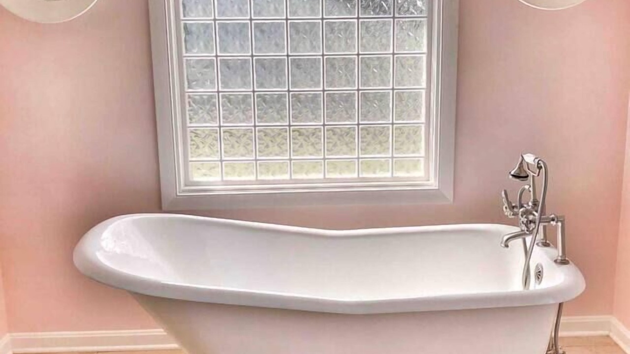Photo of Bathroom in Radcliff