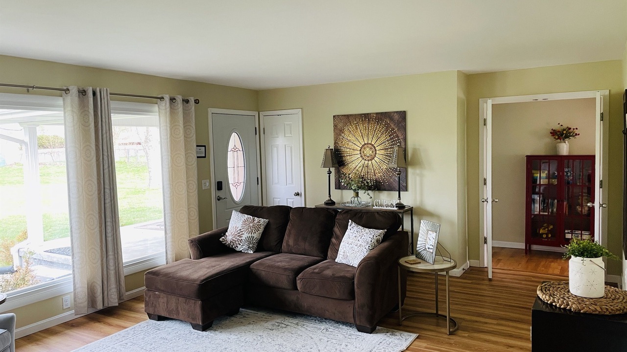 Photo of Livingroom in Radcliff