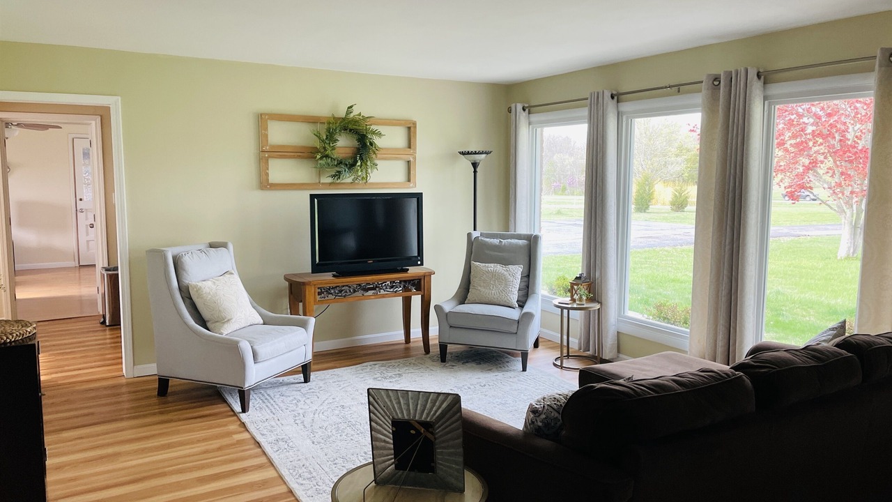Photo of Livingroom in Radcliff