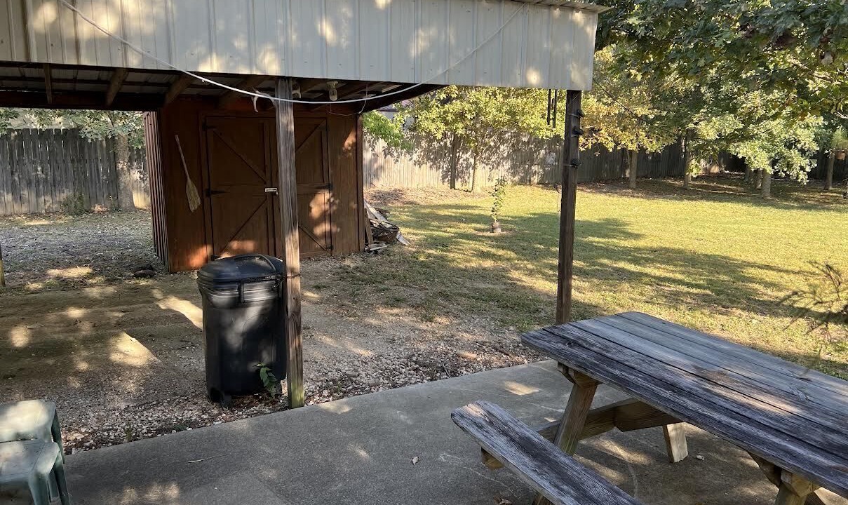 Photo of Outdoor in Samburg