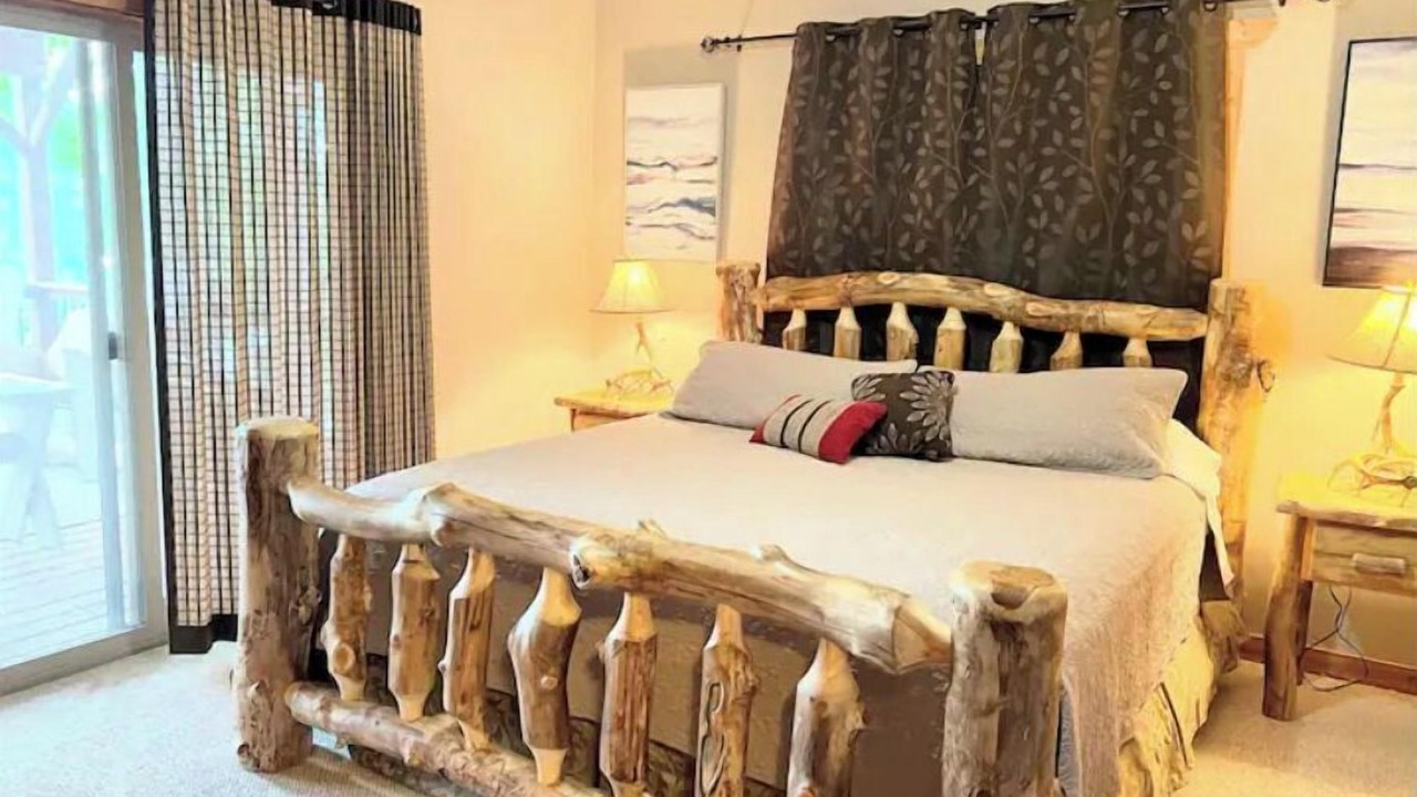 Photo of Bedroom in Lampe