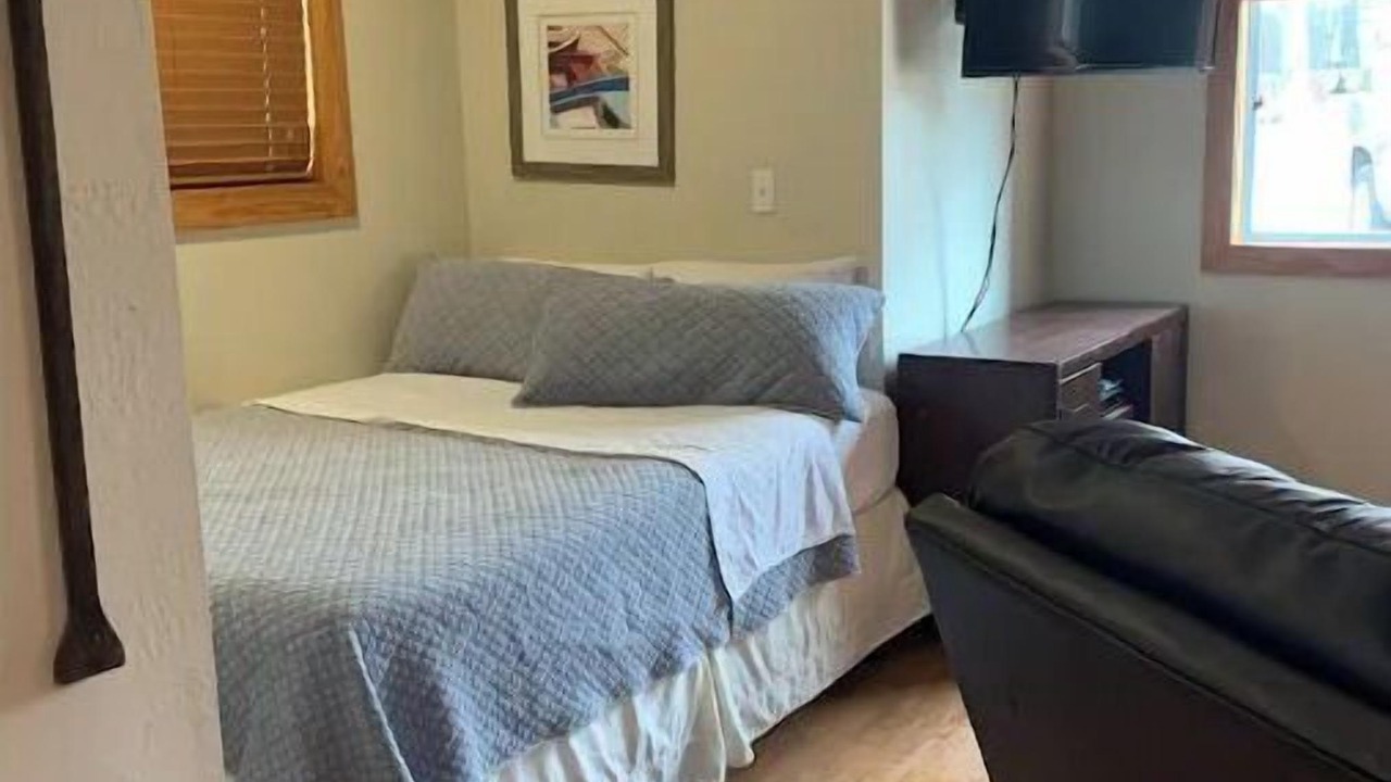 Photo of Bedroom in Shell Knob