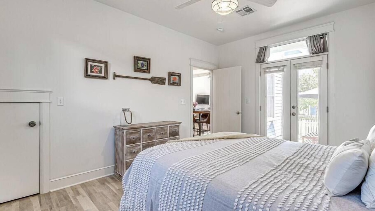Photo of Bedroom in Carlton Landing