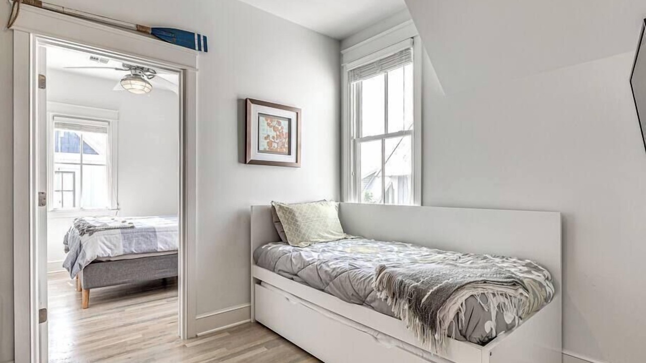 Photo of Bedroom in Carlton Landing