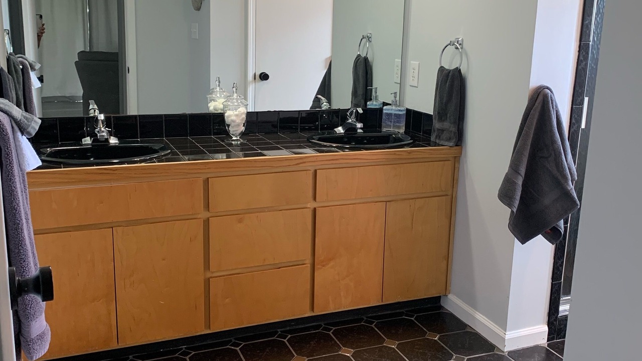 Photo of Bathroom in Emerald Isle