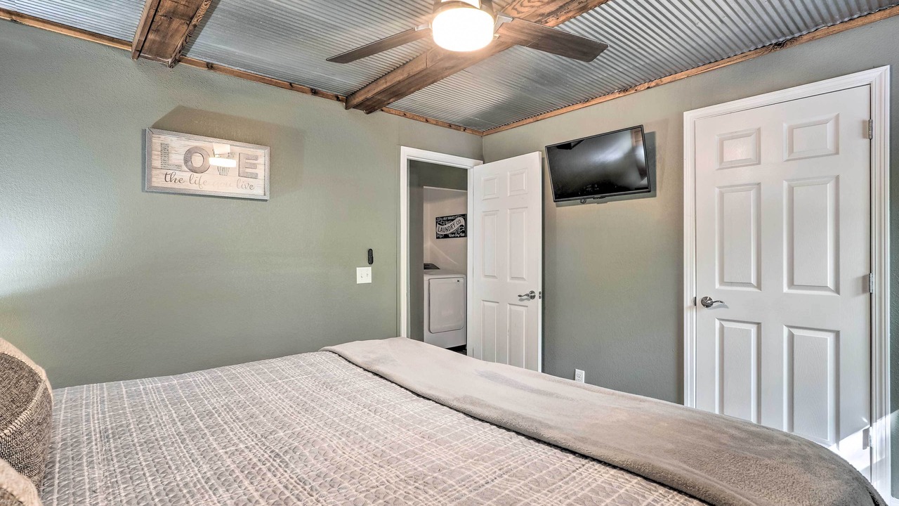 Photo of Bedroom in Kimberling City