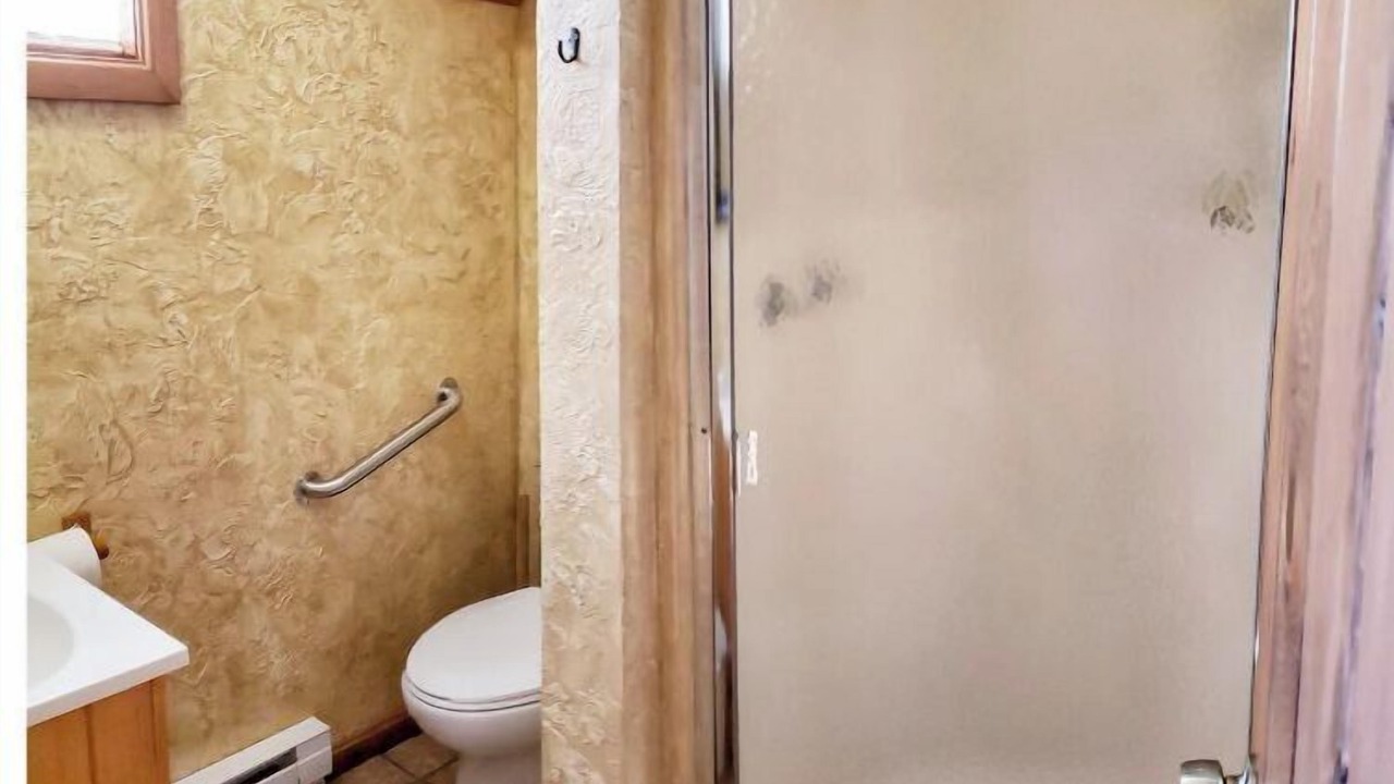 Photo of Bathroom in Rockaway Beach