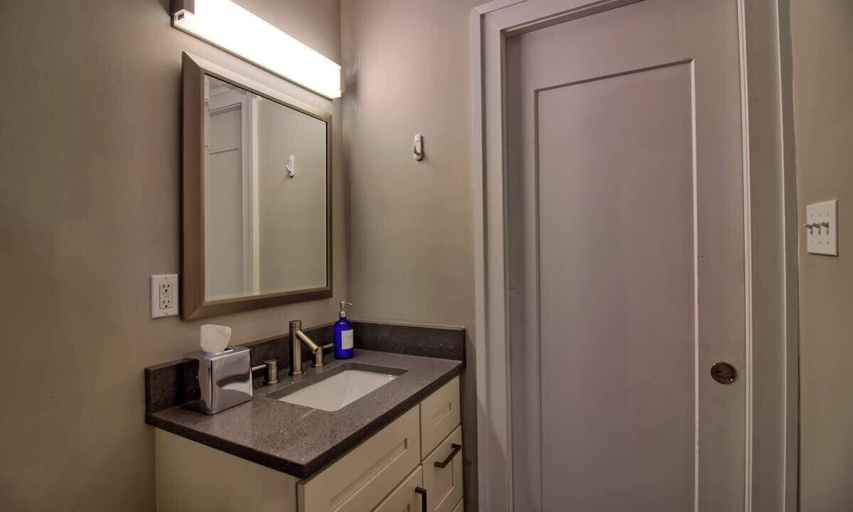 Photo of Bathroom in St. Louis