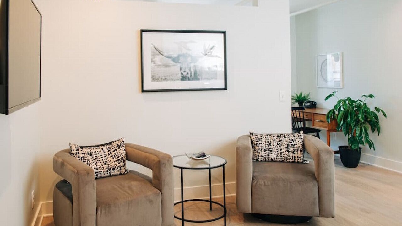 Photo of Livingroom in East Market District