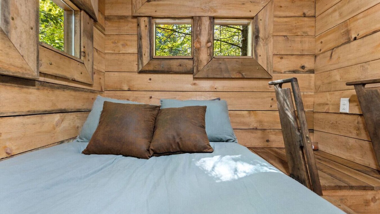 Photo of Bedroom in Rogers
