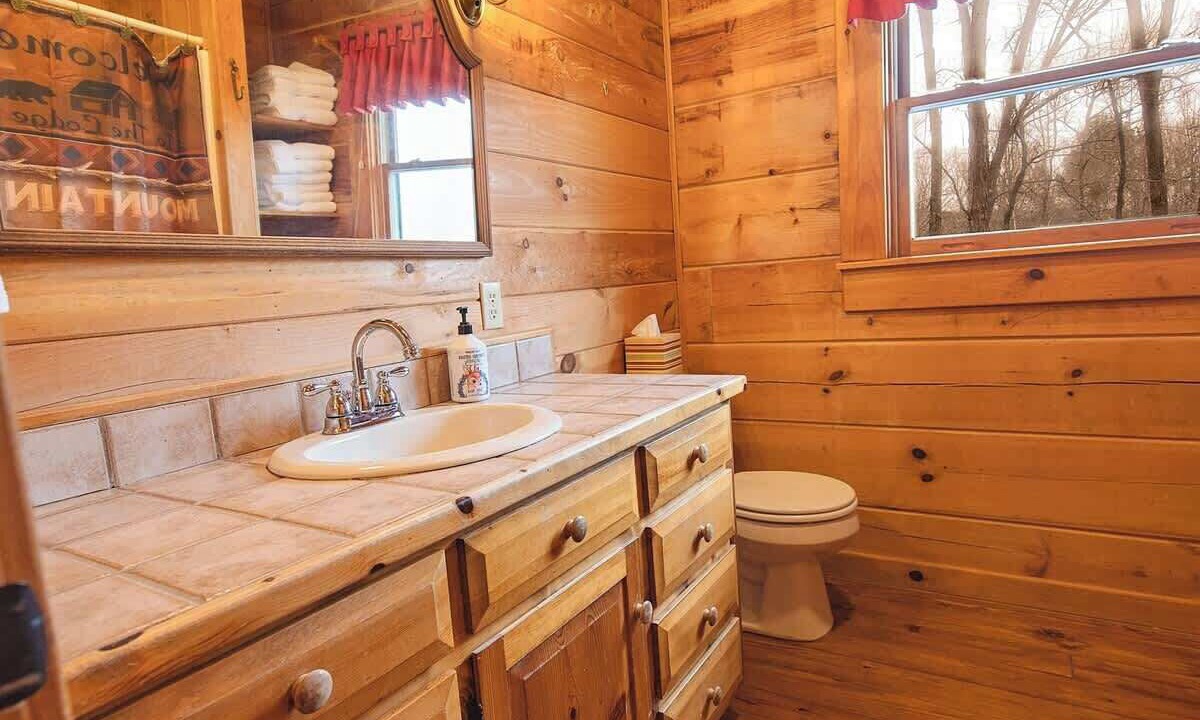 Photo of Bathroom in Benton