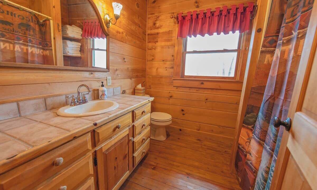 Photo of Bathroom in Benton