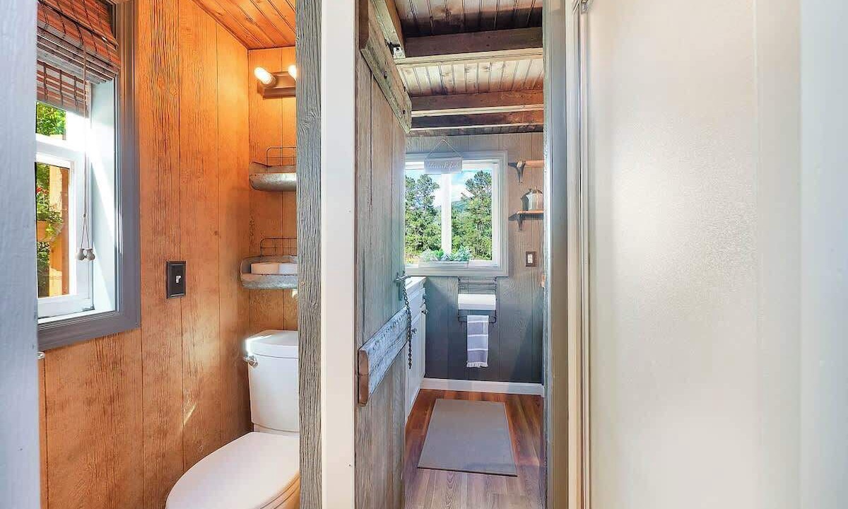 Photo of Bathroom in Wildwood