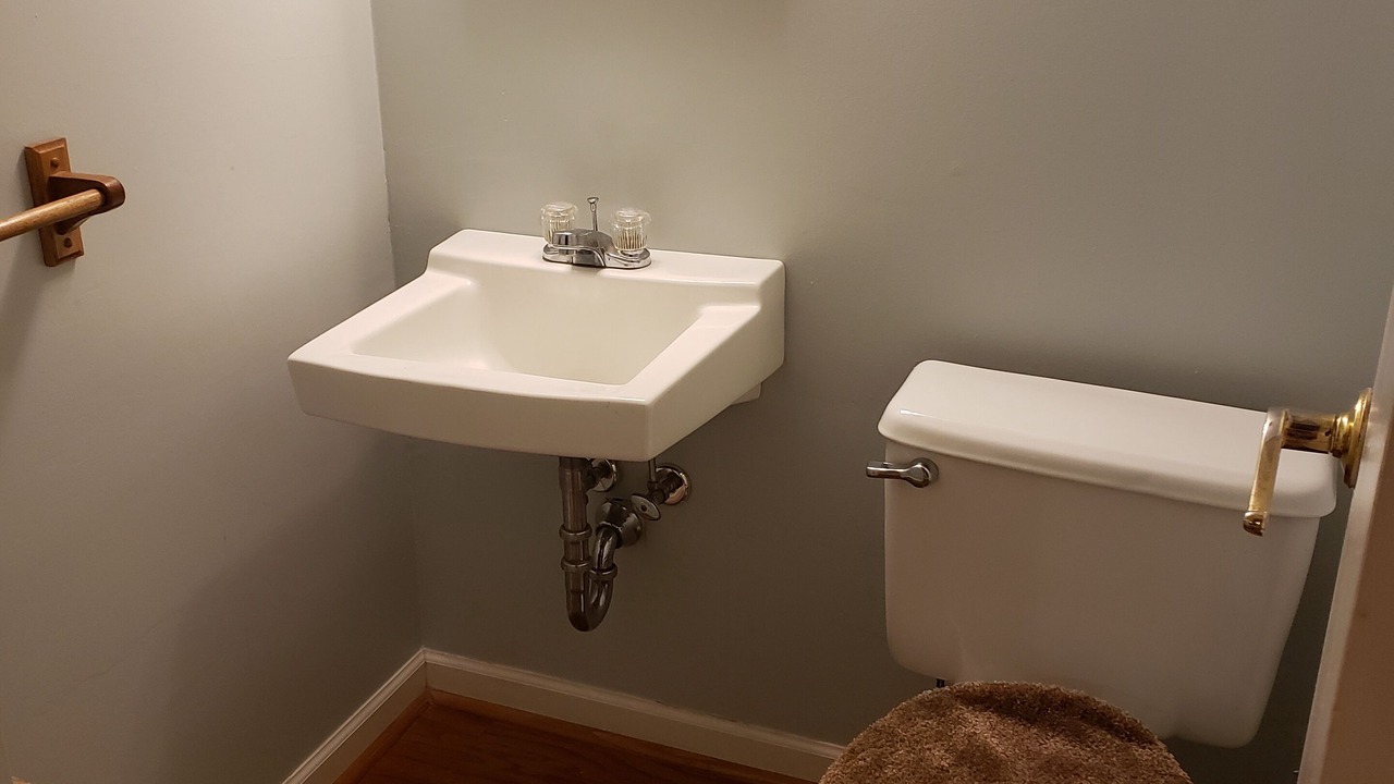 Photo of Bathroom in Valley Station