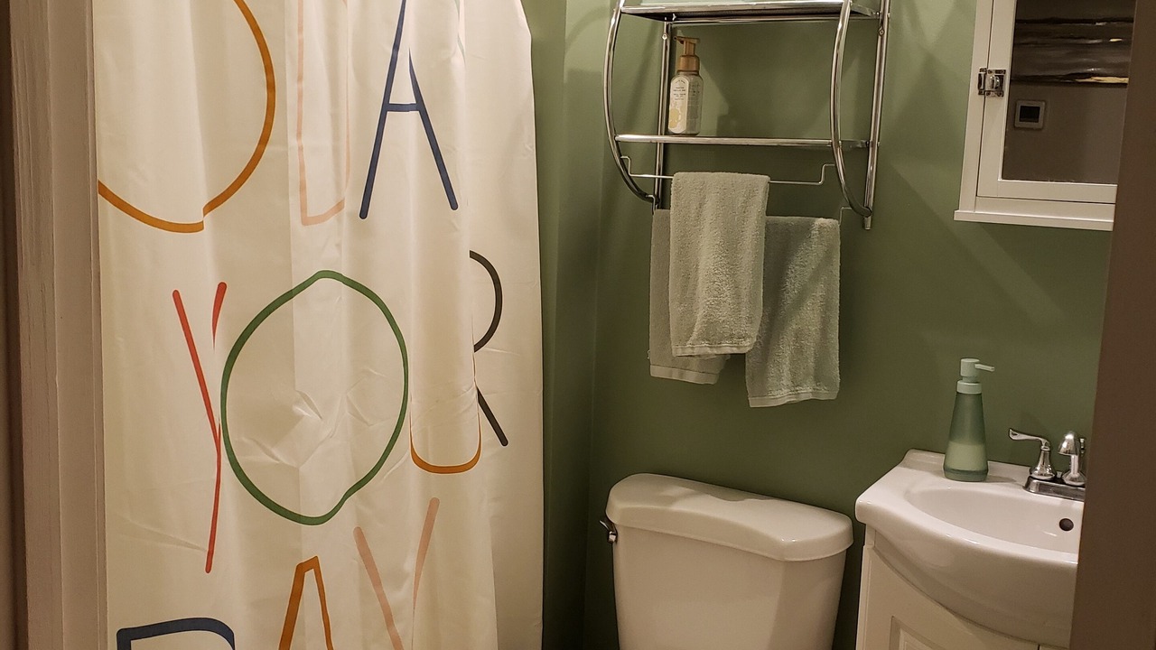 Photo of Bathroom in Valley Station