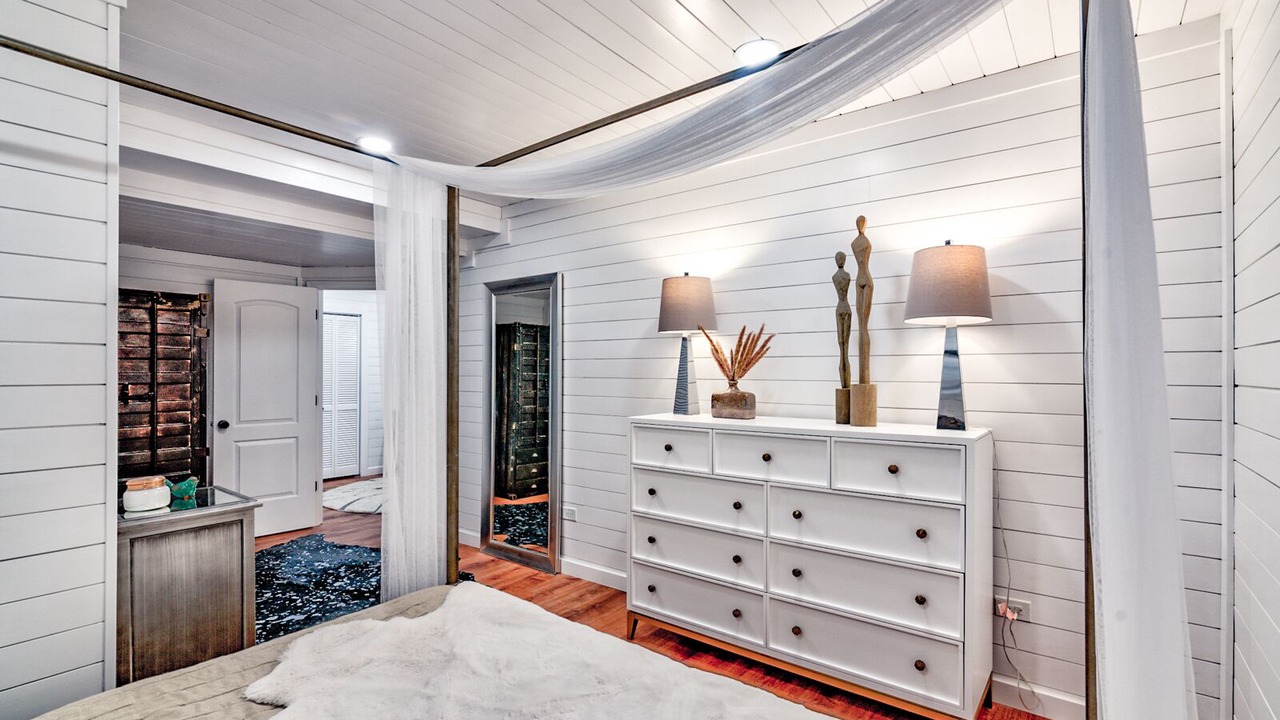 Photo of Bedroom in Seymour