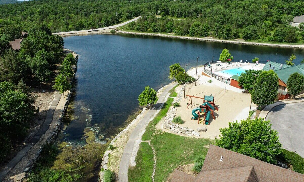 Photo of Outdoor in Reeds Spring
