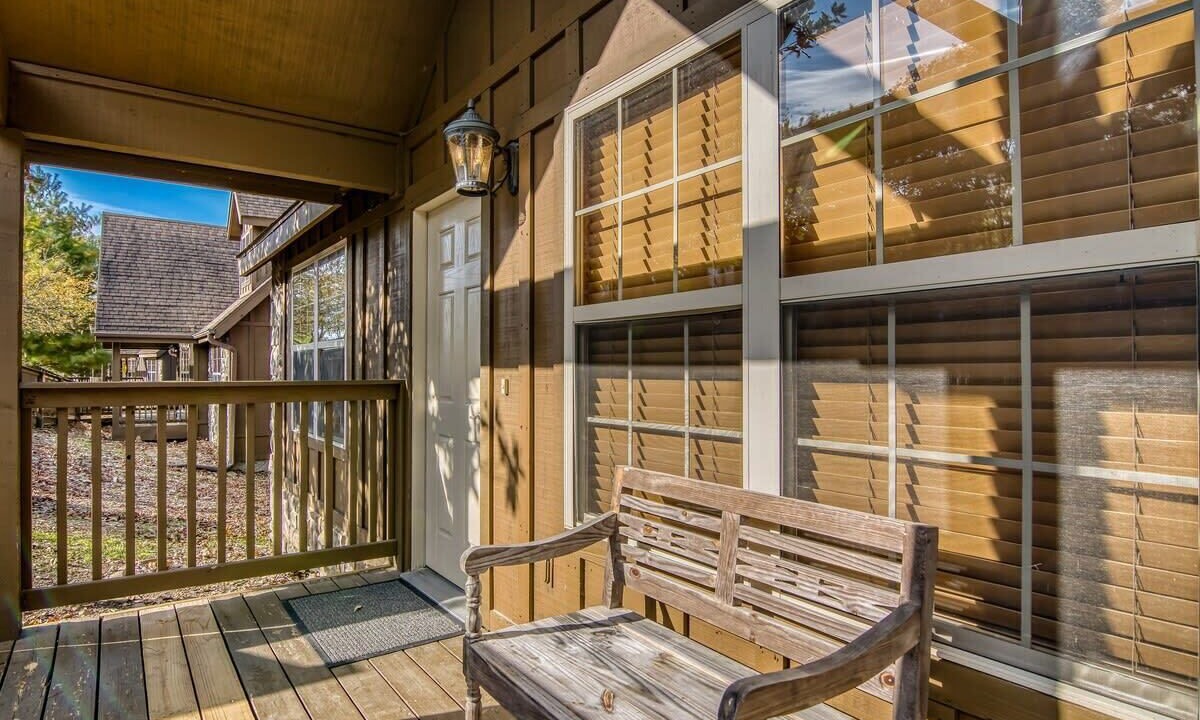 Photo of Patio Balcony in Reeds Spring