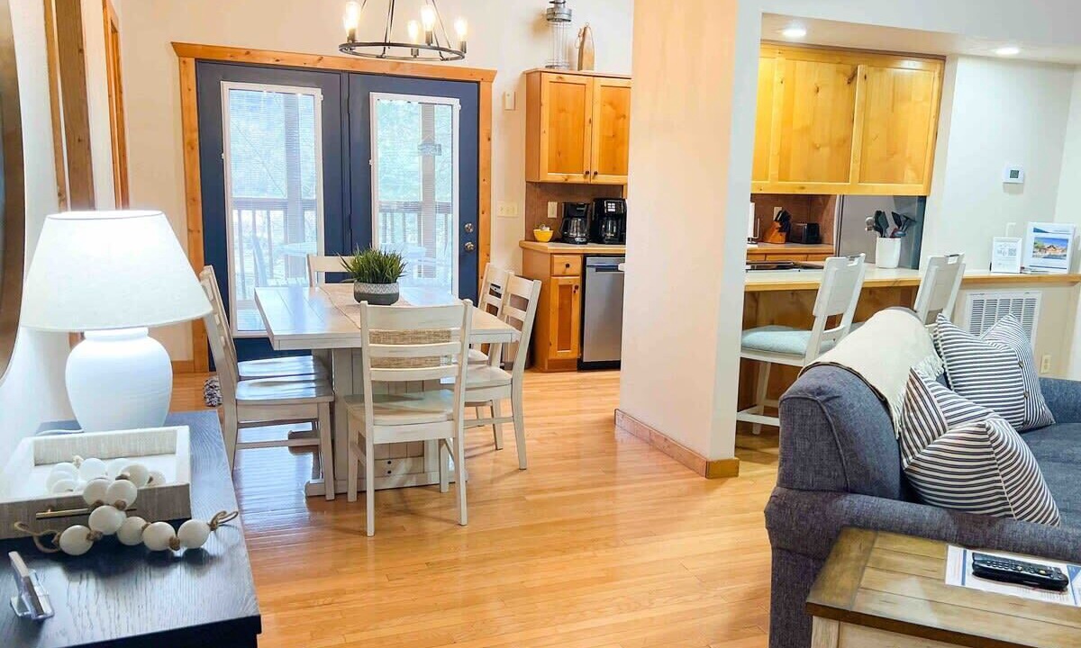 Photo of Livingroom in Reeds Spring