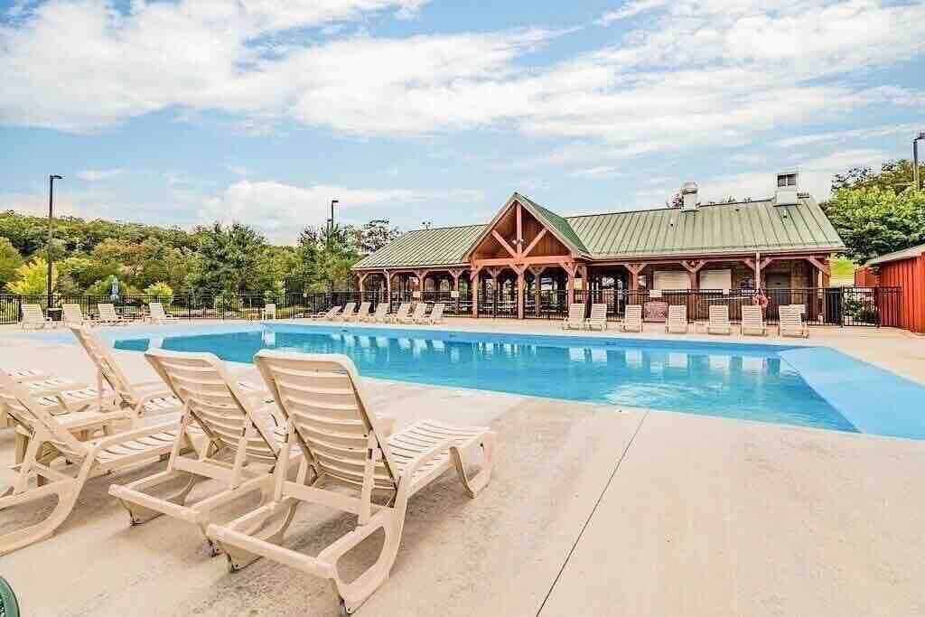 Photo of Outdoor in Branson West