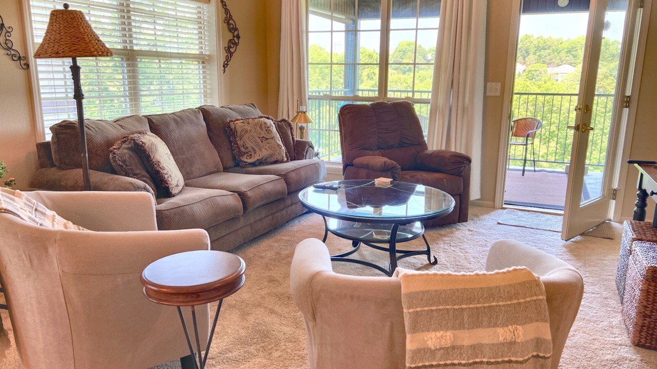 Photo of Bedroom in Branson West