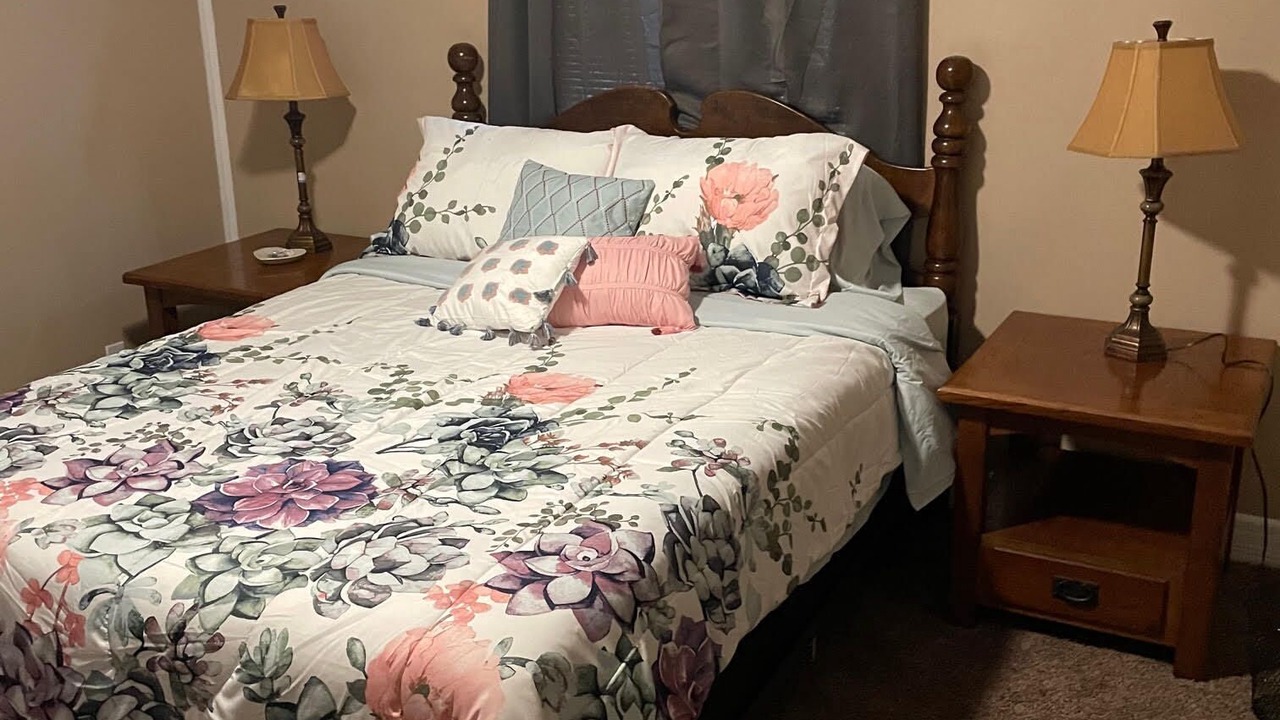 Photo of Bedroom in Beatrice