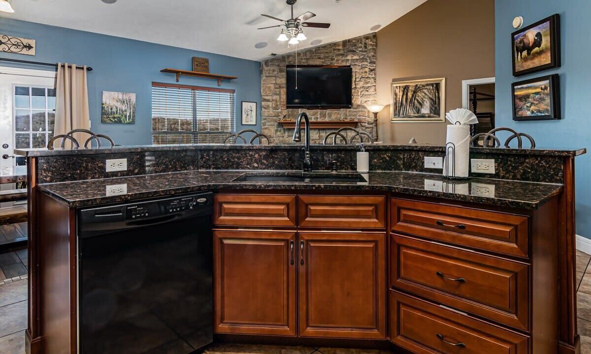Photo of Bedroom in Fieldstone Bluffs