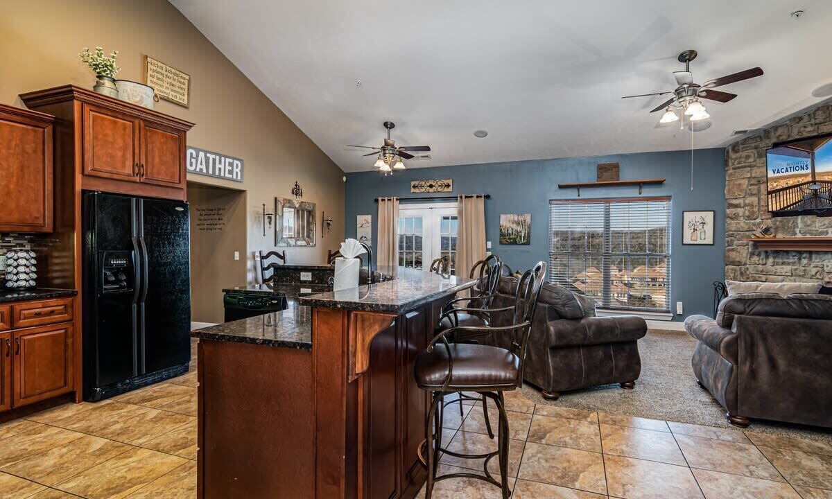 Photo of Bedroom in Fieldstone Bluffs