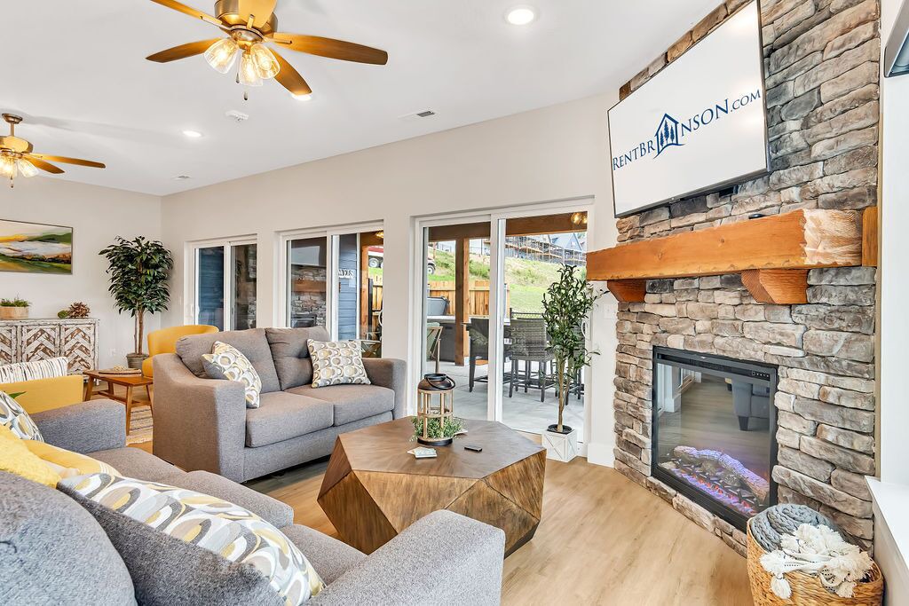 Photo of Livingroom in Table Rock