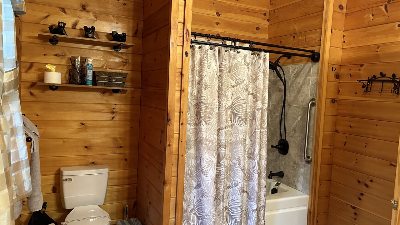Photo of Bathroom in Seymour