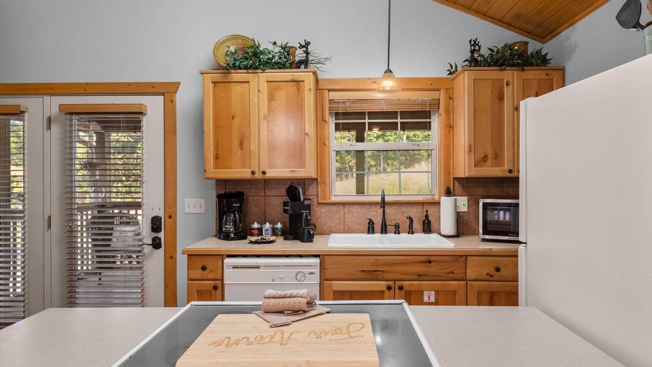 Photo of Kitchen in Reeds Spring