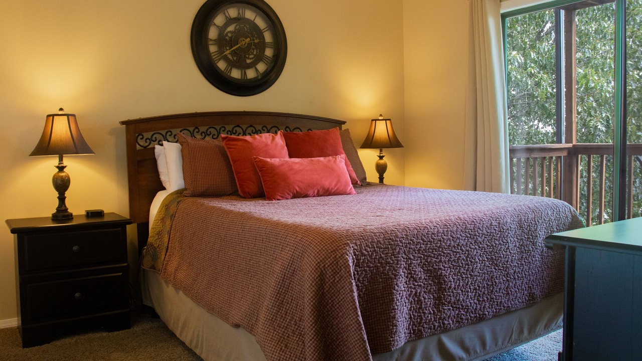 Photo of Bedroom in Notch Estates