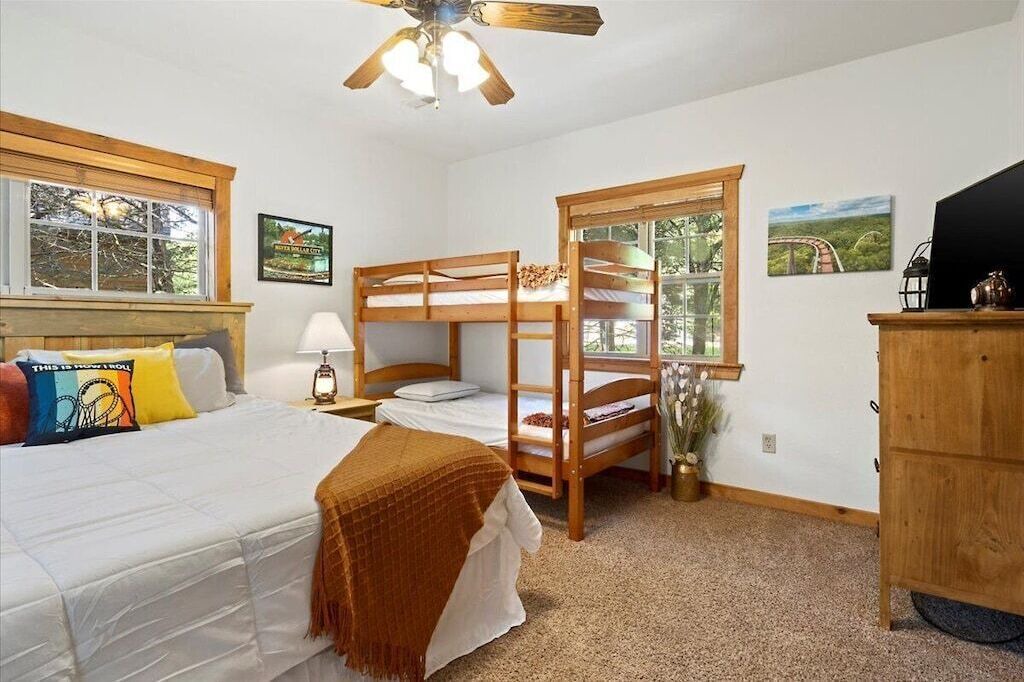 Photo of Bedroom in Branson West