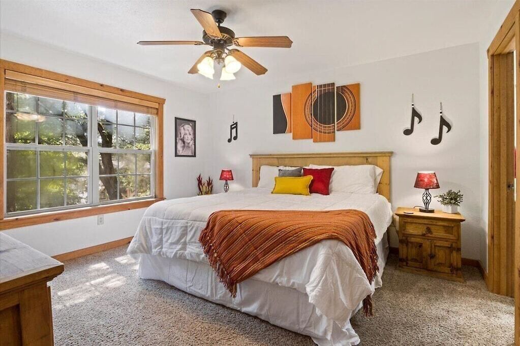 Photo of Bedroom in Branson West
