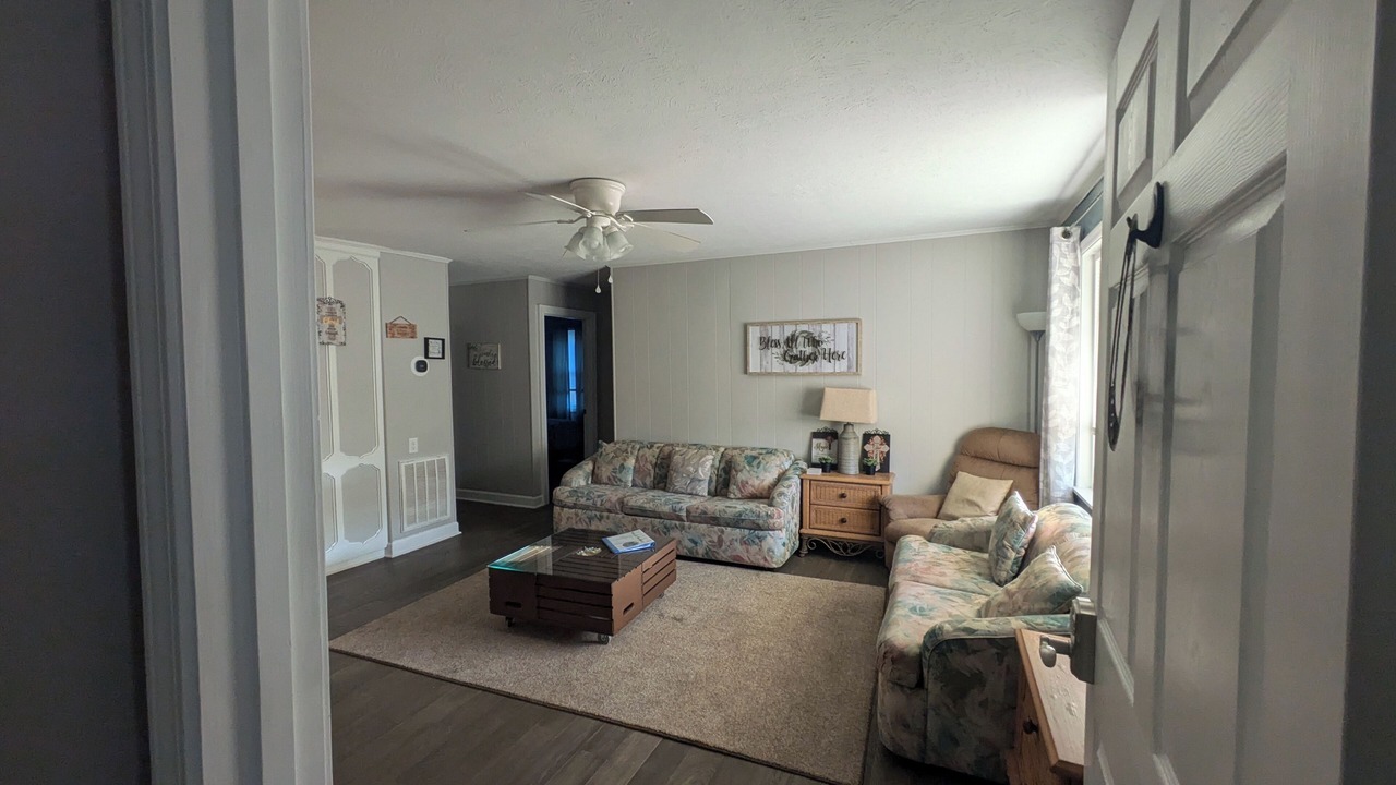 Photo of Livingroom in Emerald Isle