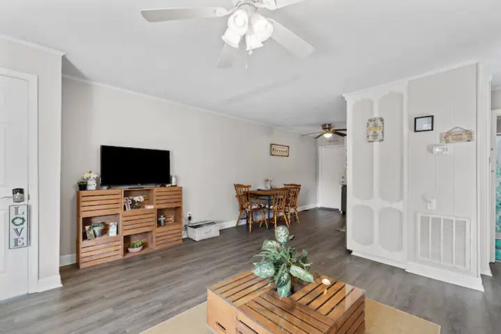 Photo of Livingroom in Emerald Isle