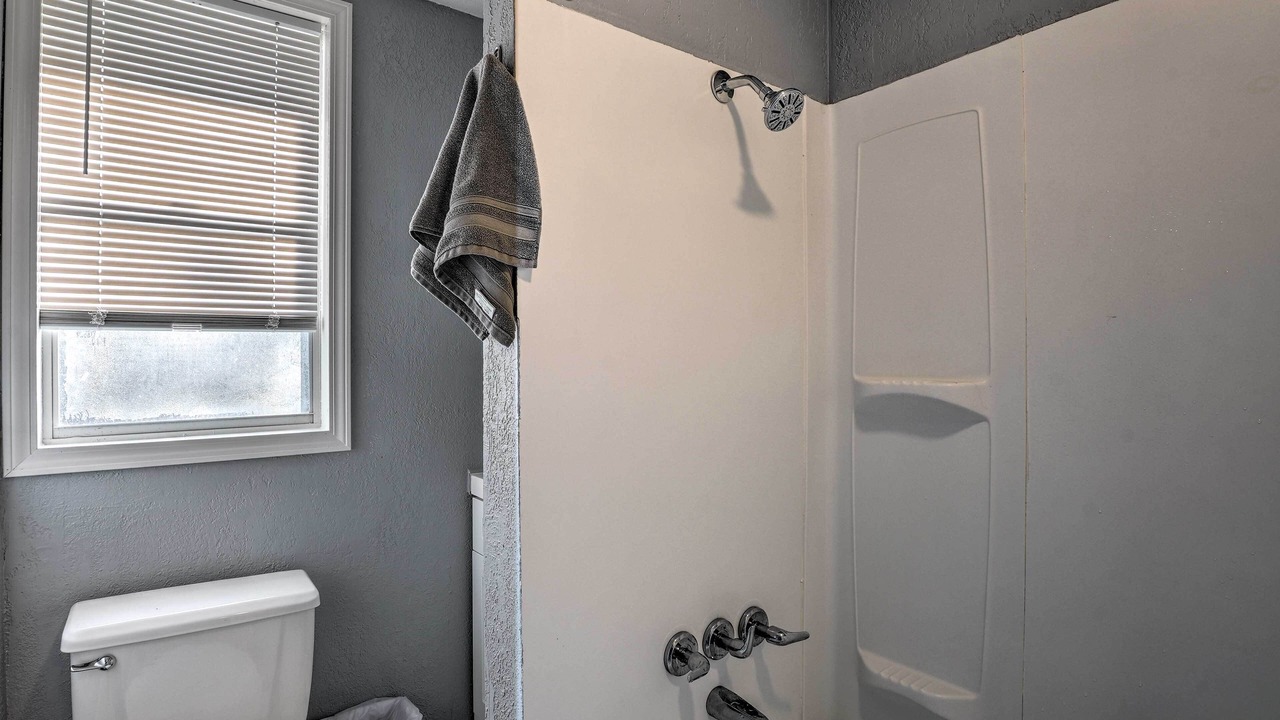 Photo of Bathroom in Rockaway Beach