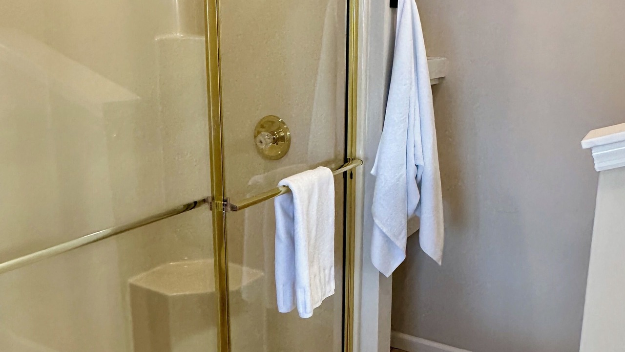 Photo of Bathroom in Counce