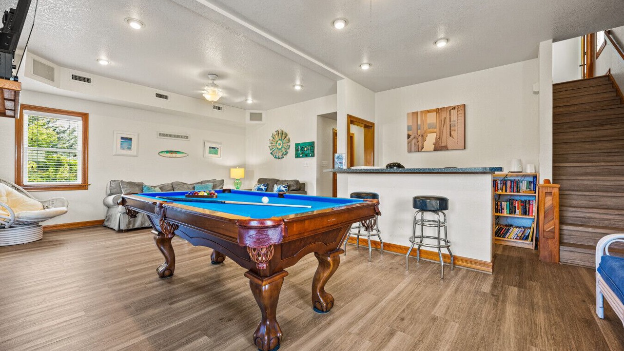 Photo of Bedroom in Waves