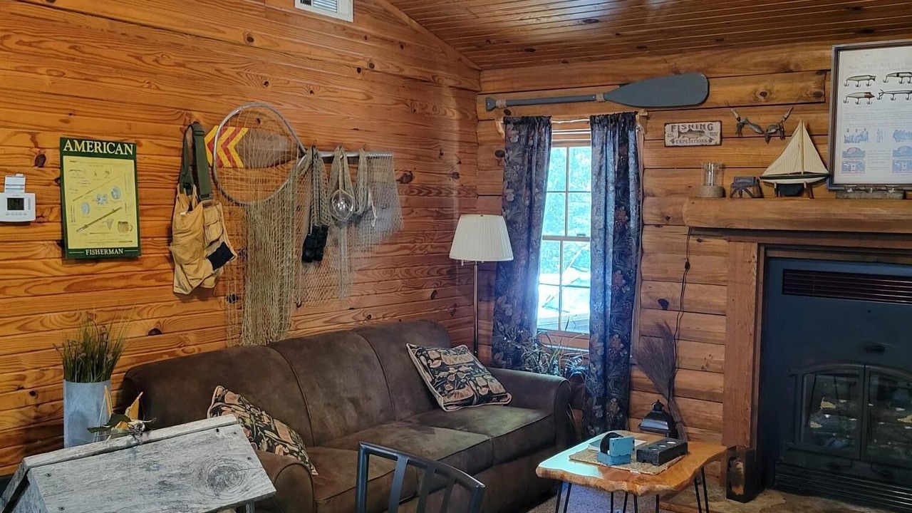 Photo of Livingroom in Shell Knob
