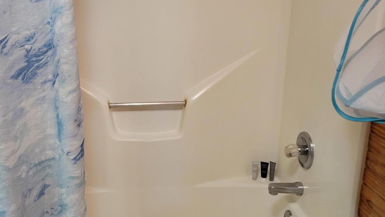 Photo of Bathroom in Shell Knob