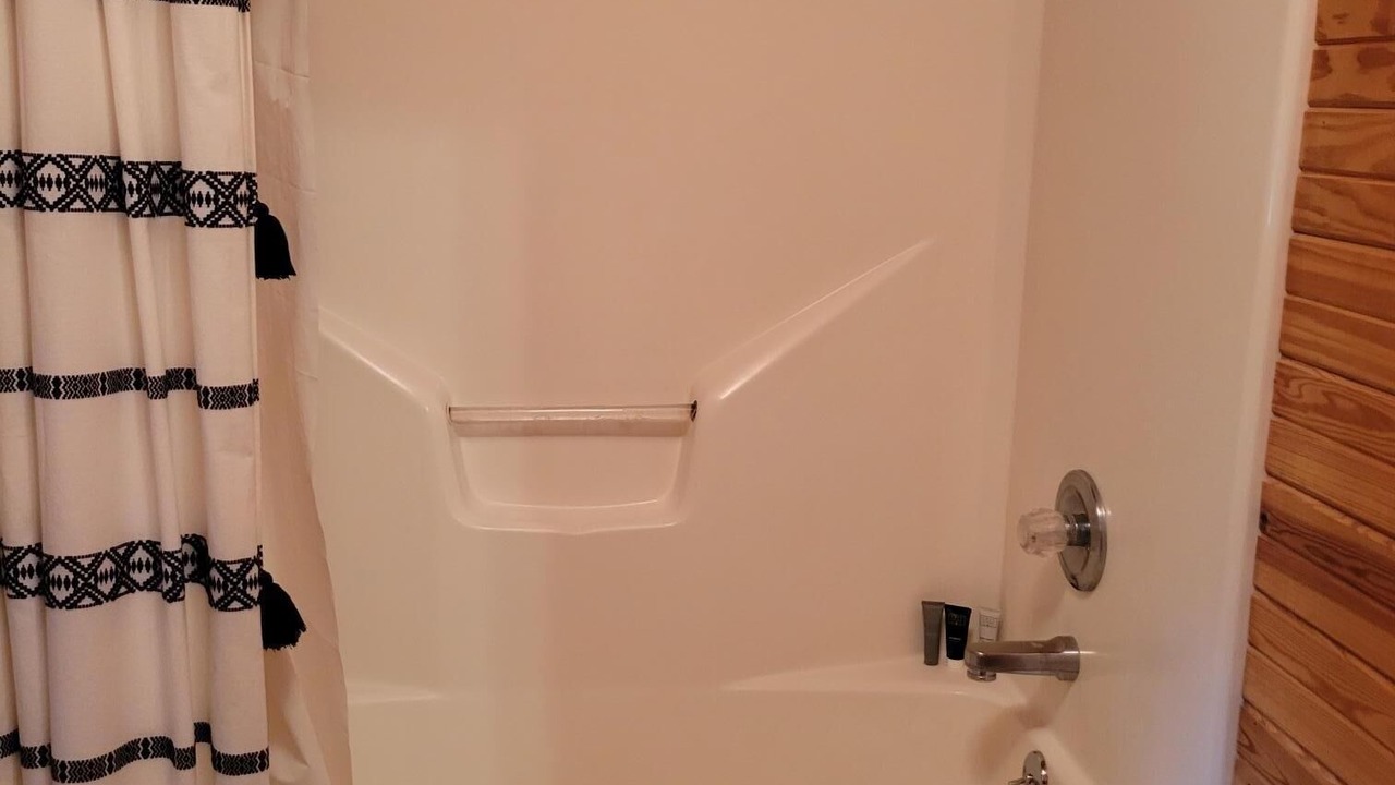 Photo of Bathroom in Shell Knob