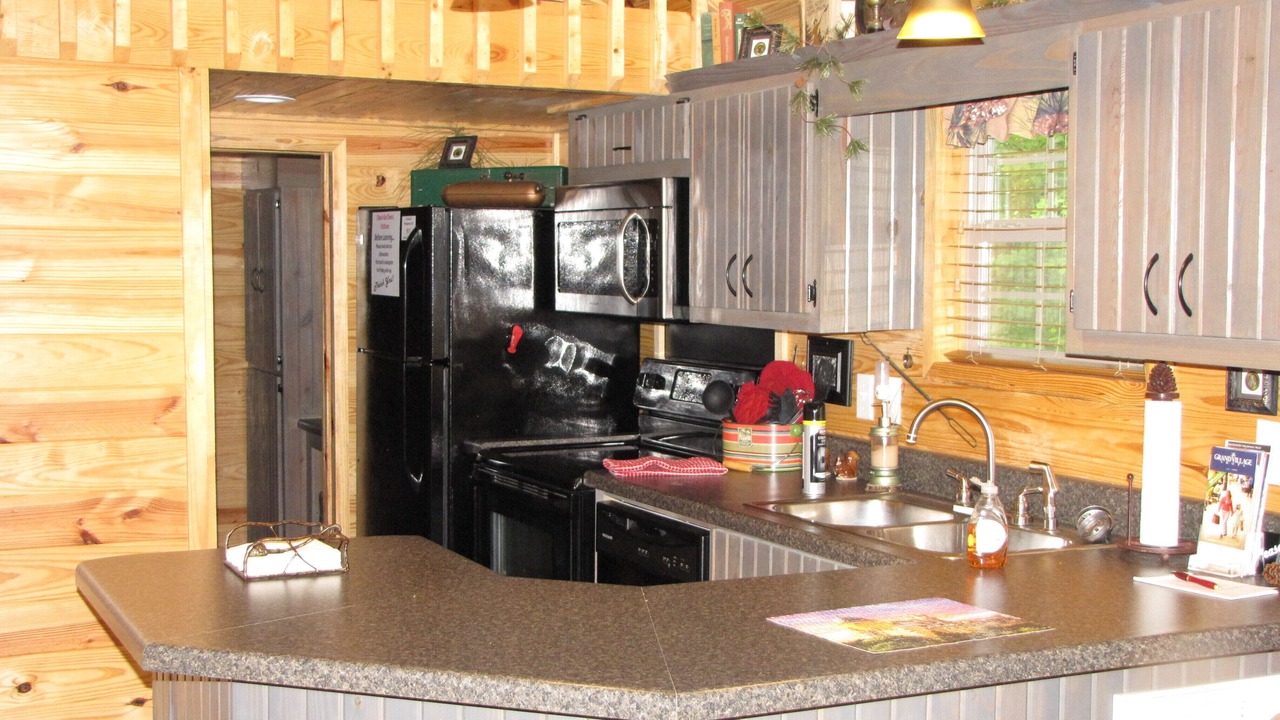 Photo of Kitchen in Shell Knob