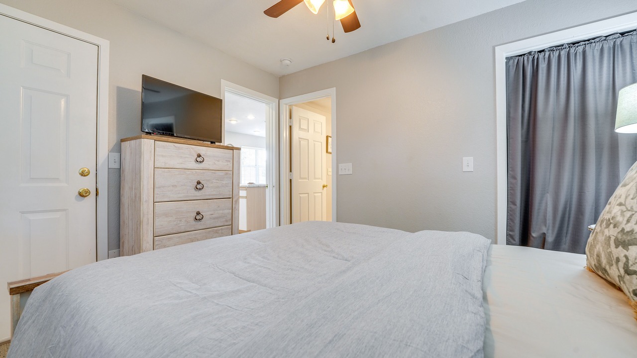 Photo of Bedroom in Branson