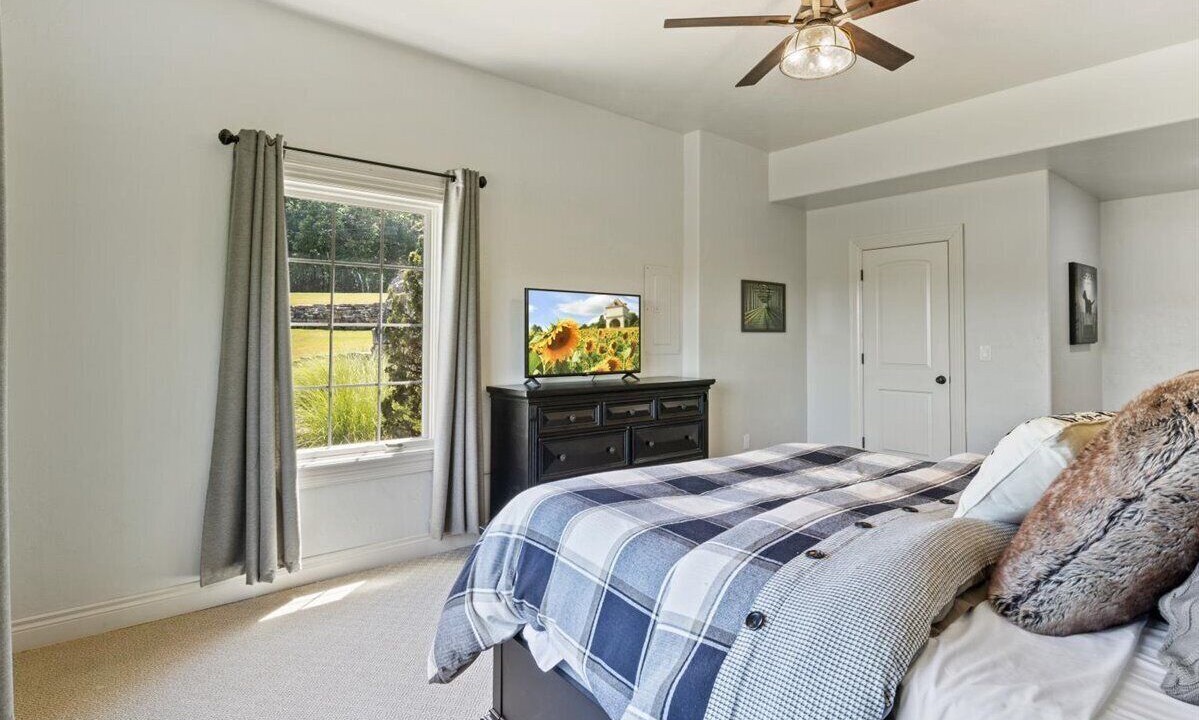 Photo of Bedroom in Ridgedale