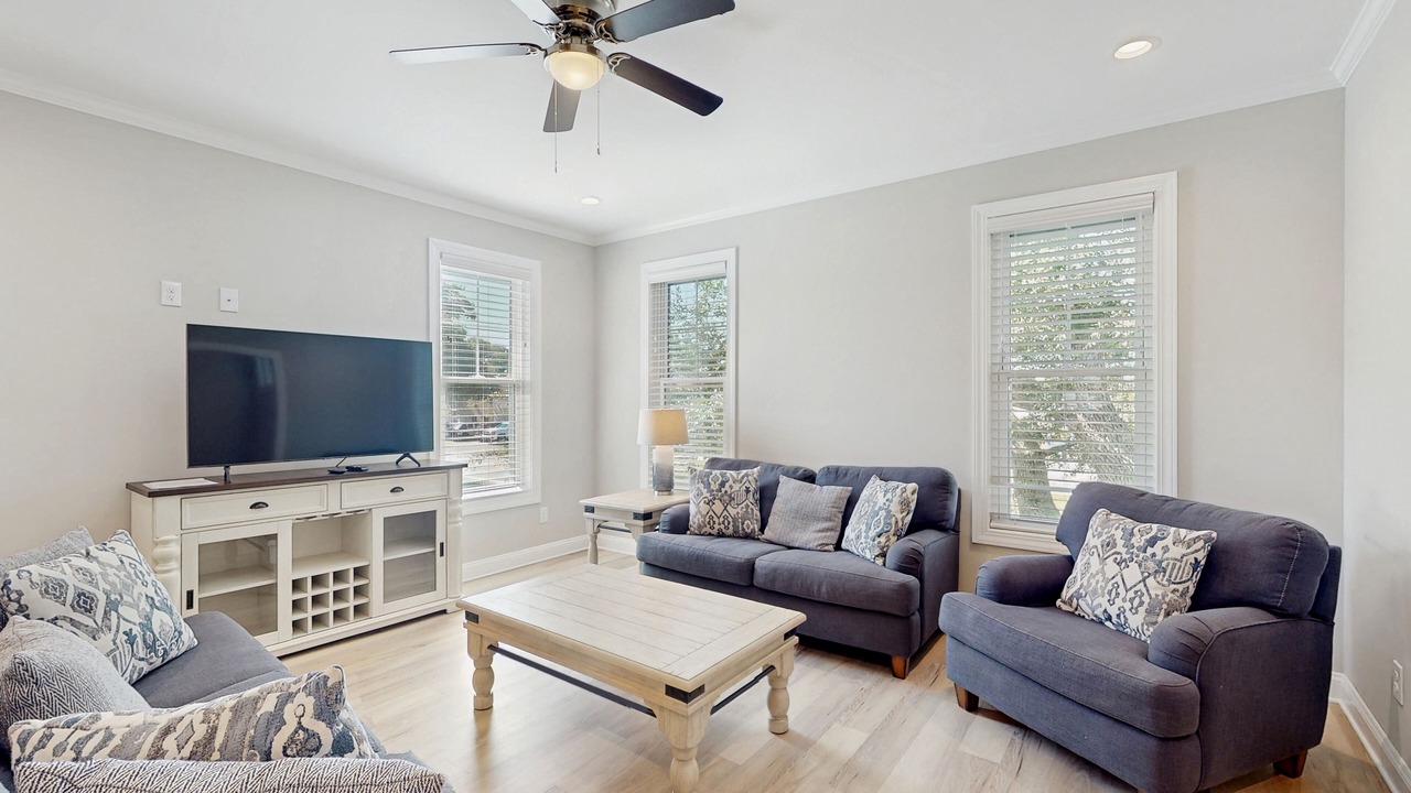 Photo of Livingroom in Morehead City