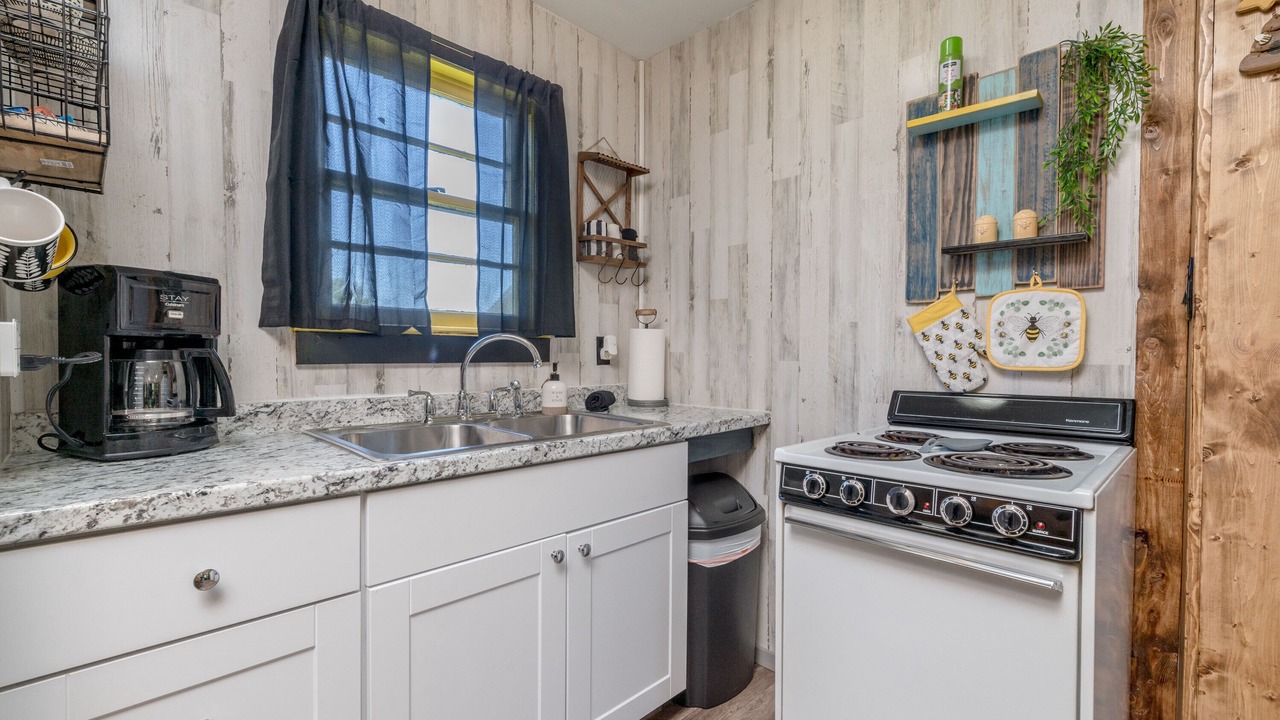 Photo of Kitchen in Rockaway Beach